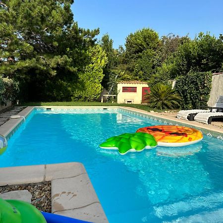 La Pitchoune : Gite Aux Pieds Des Alpilles Mouries Exterior foto